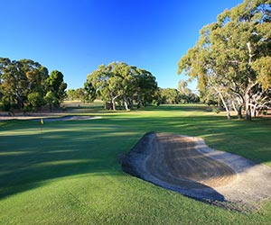 Hole_11_1_Thumb.jpg